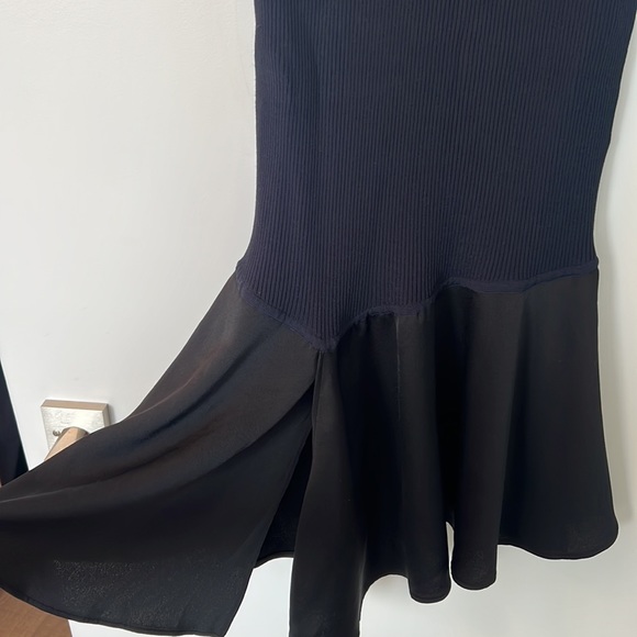 Club Monaco knit ruffle dress - Picture 5 of 5